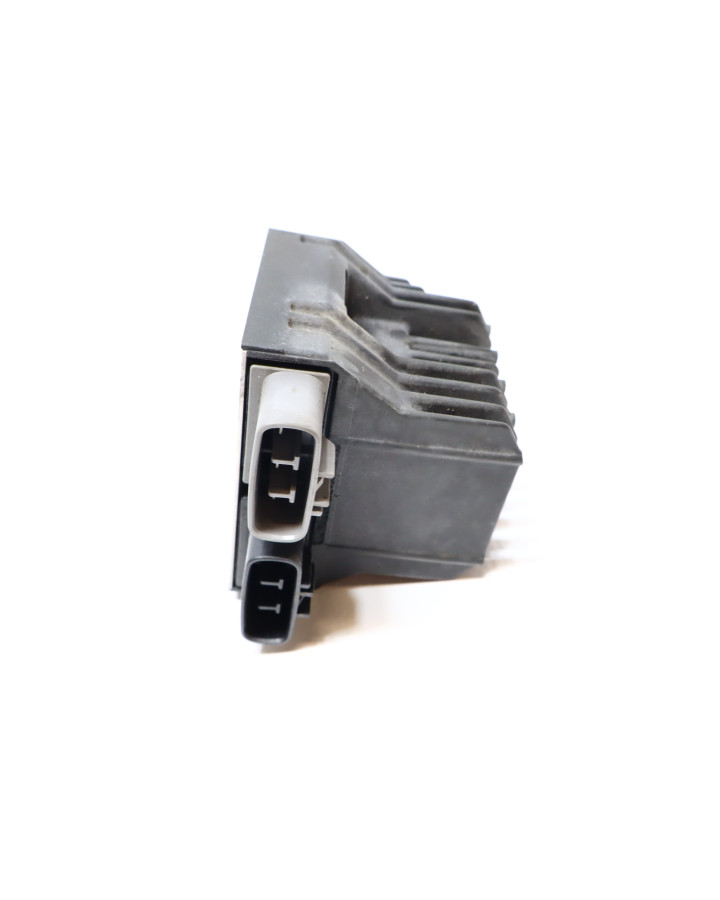 Yamaha YZF-R1, voltregulator