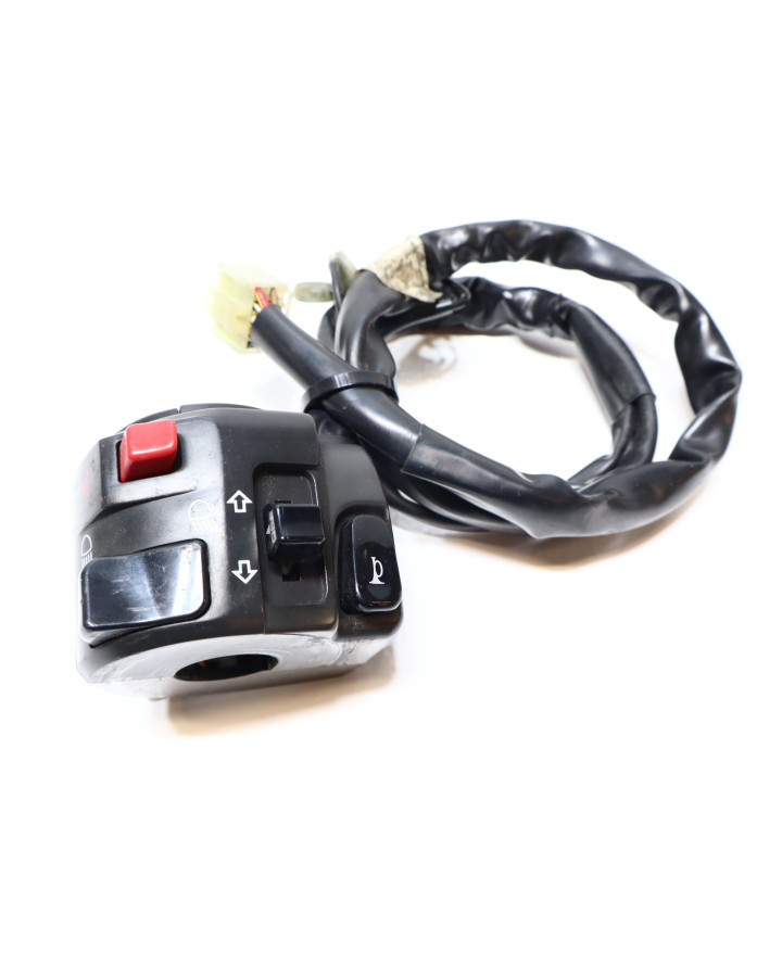 Yamaha YZF-R1, omkopplare vänster