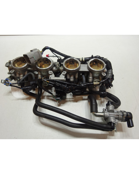 Kawasaki ZZR1400, gasspjäll/insprut