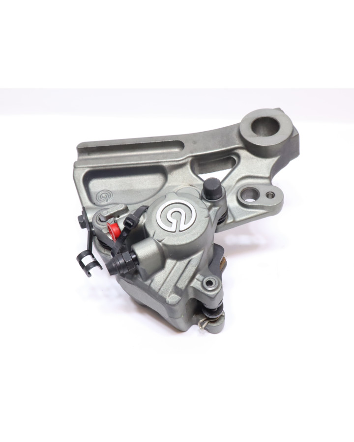 Yamaha Tenere 700, bromsok bak