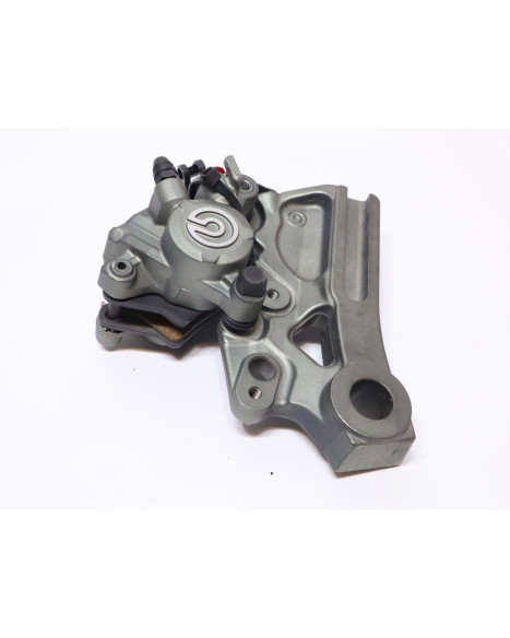 Yamaha Tenere 700, bromsok bak