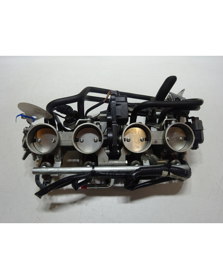 Kawasaki ZZR1400, gasspjäll/insprut