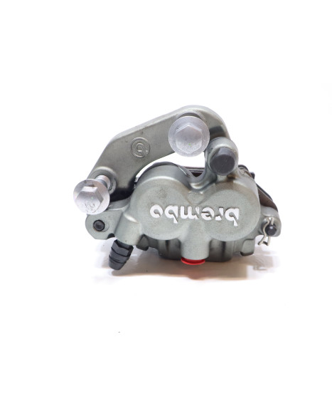 Yamaha Tenere 700, bromsok höger fram