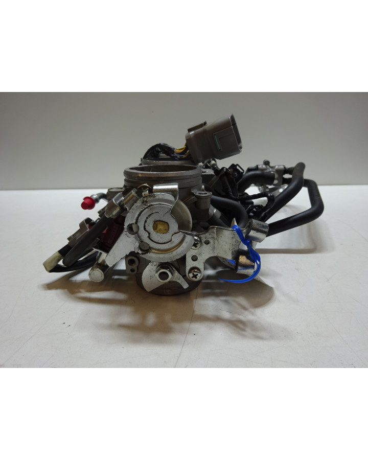 Kawasaki ZZR1400, gasspjäll/insprut