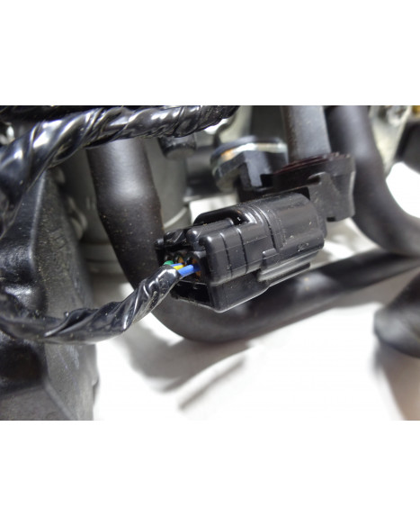 Kawasaki ZZR1400, gasspjäll/insprut