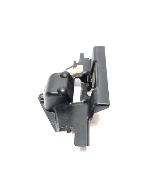 Aprilia Dorsoduro 750, batterilucka 2