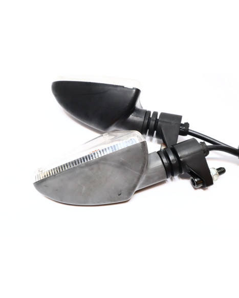Aprilia Dorsoduro 750, blinkers fram (par)