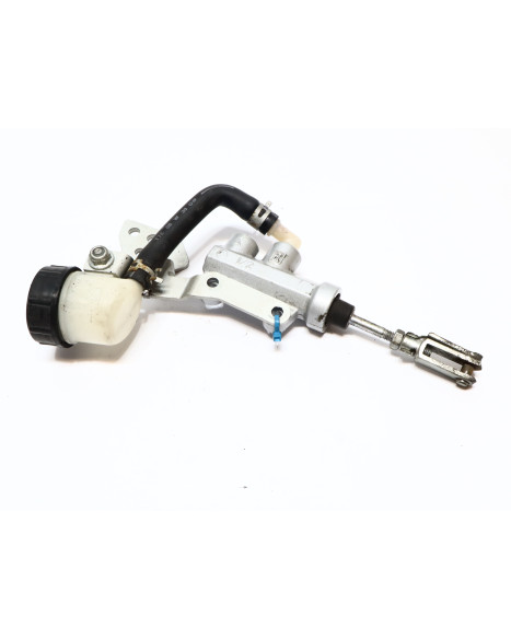 Aprilia Dorsoduro 750, bromscylinder bak