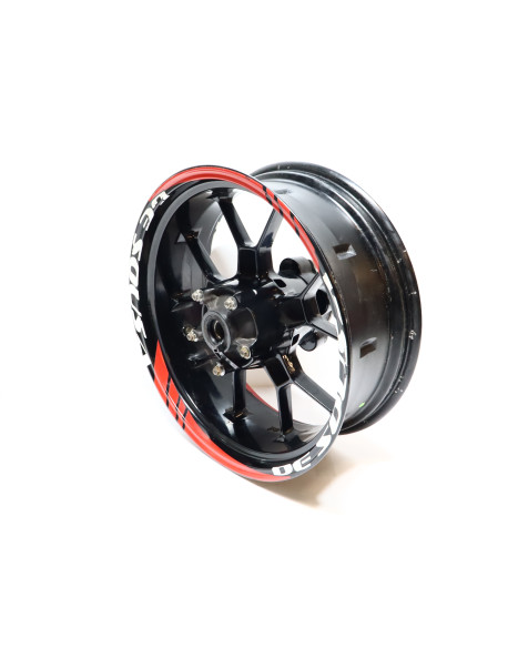 Aprilia Dorsoduro 750, bakfälg