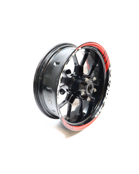 Aprilia Dorsoduro 750, bakfälg