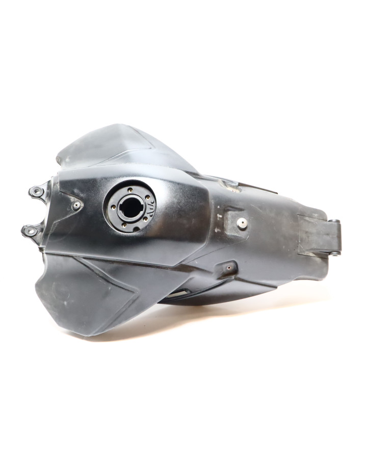 Aprilia Dorsoduro 750, bränsletank