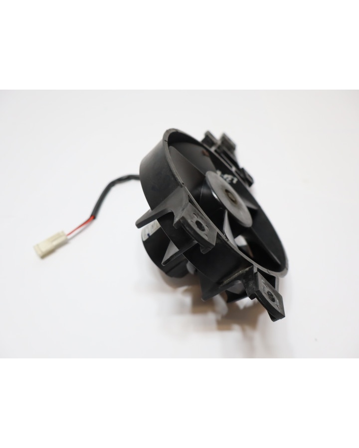 Piaggio MP3 500, kylarfläkt