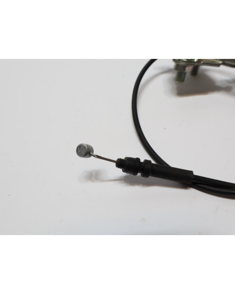 Yamaha Tenere 700, sadellås med vajer