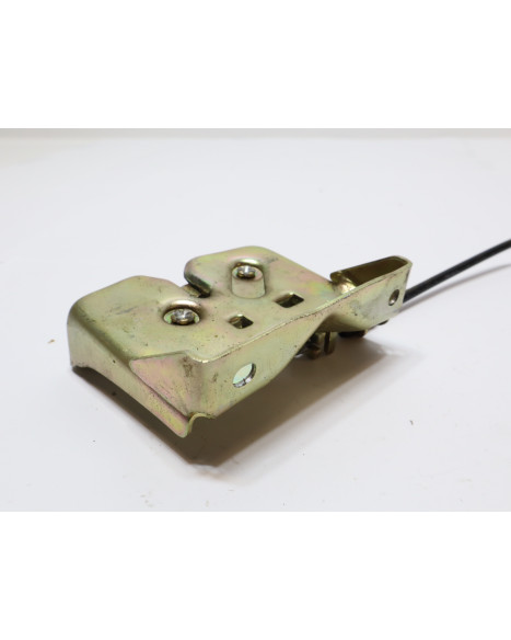 Kymco ZX Fever, sadellås med vajer