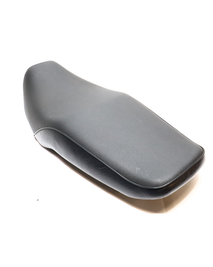 Kawasaki ER-5, sadel