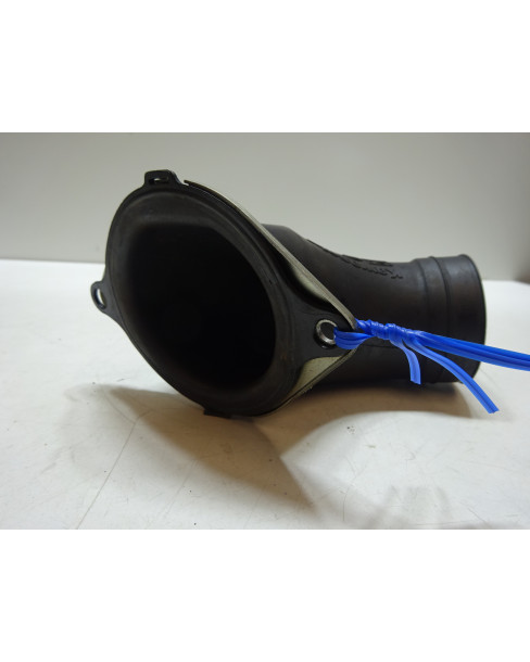 Kawasaki ZZR1400, luftrör vänster 2