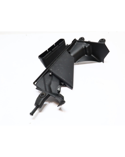 Ducati Multistrada V4 S, luftintag vänster