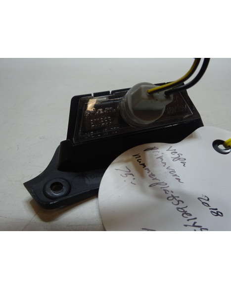 Vespa Primavera, nummerplåtsbelysning