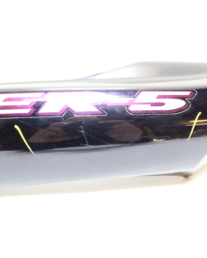 Kawasaki ER-5, bakre sidokåpa vänster