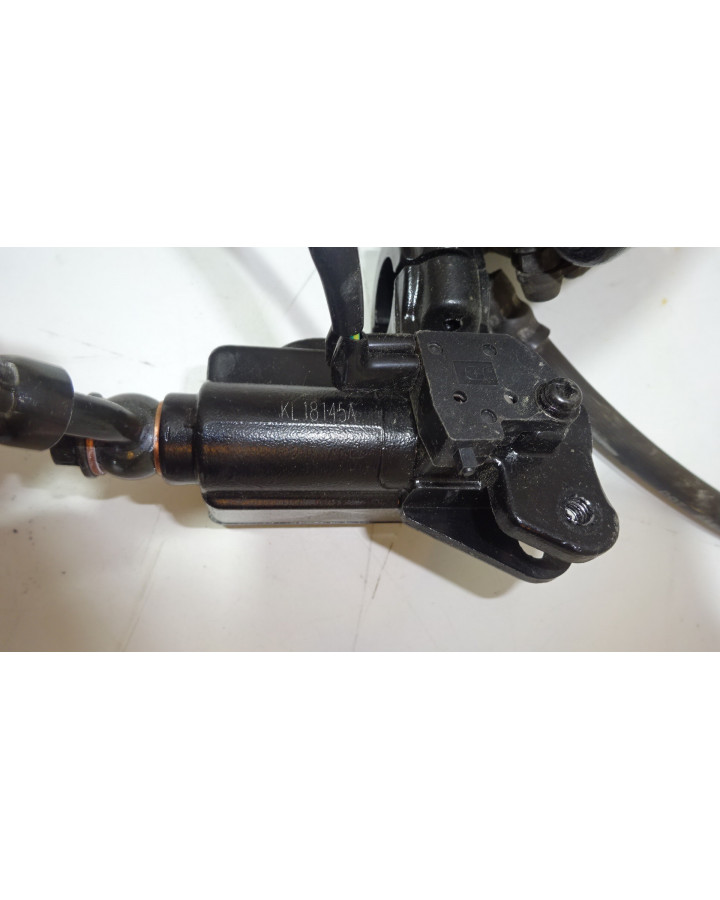 Peugeot Kisbee, frambroms