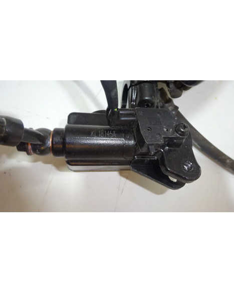 Peugeot Kisbee, frambroms