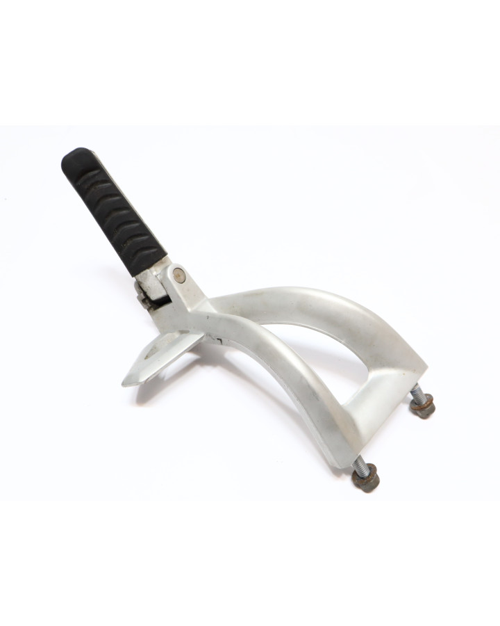 Triumph Tiger 1050, passagerarfotpinne vänster...