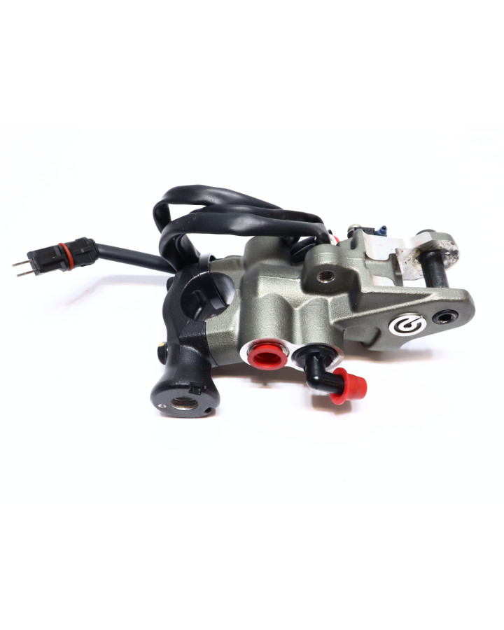 Ducati Multistrada V4 S, bromscylinder fram