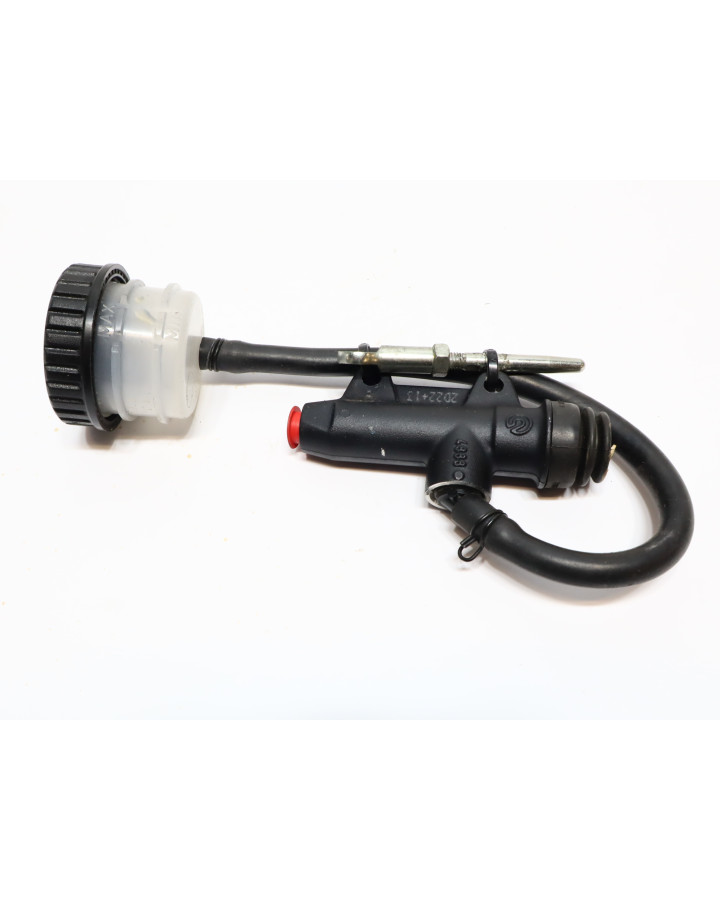 Ducati Multistrada V4 S, bromscylinder bak