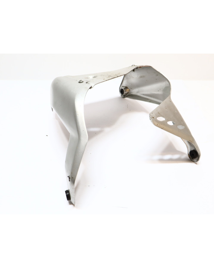 Ducati Multistrada V4 S, hasplåt