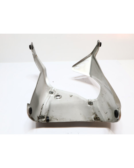 Ducati Multistrada V4 S, hasplåt