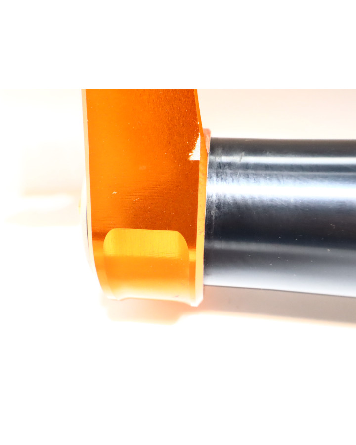 KTM 690 SMC R, framgaffel