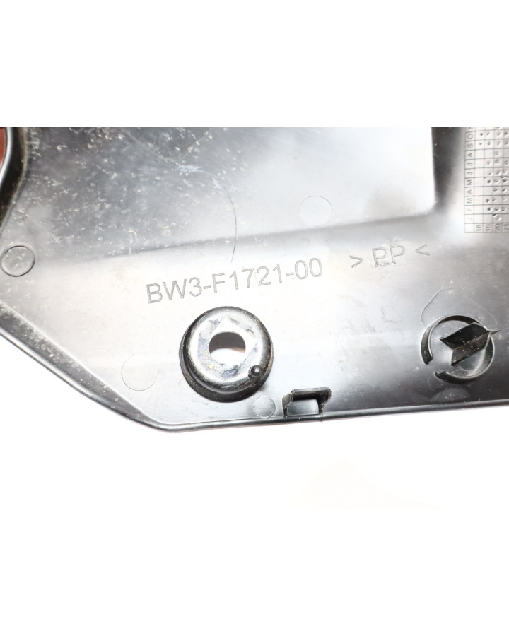 Yamaha Tenere 700, sidokåpa höger