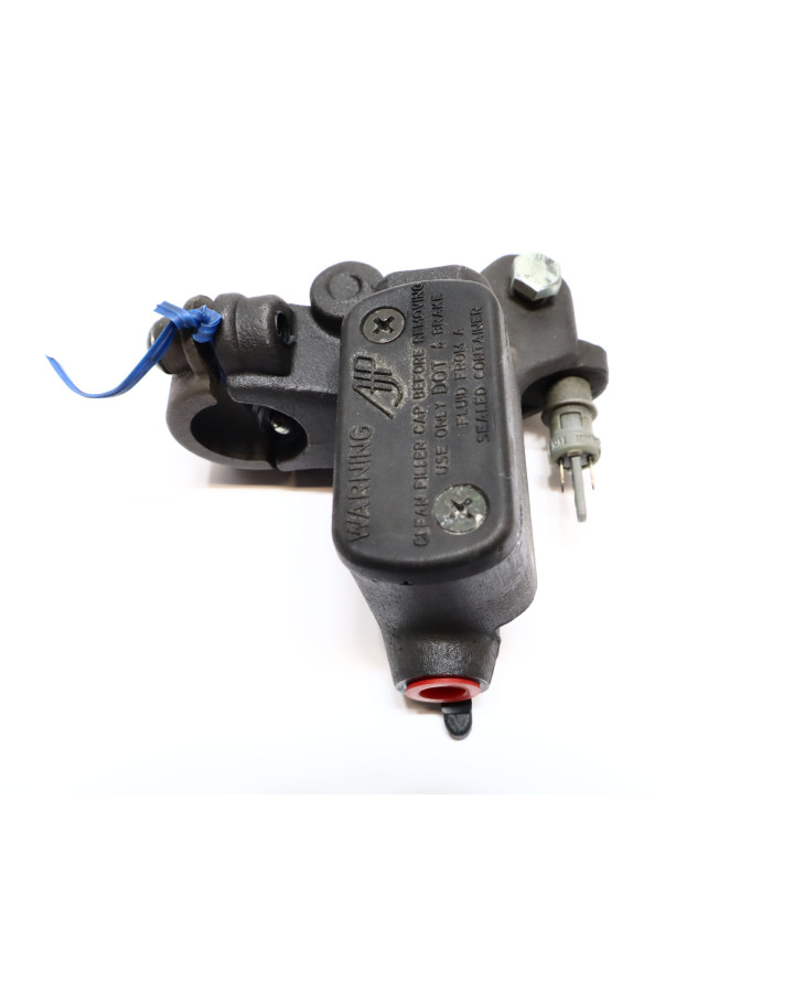 Peugeot Speedfight 2, bromscylinder bak