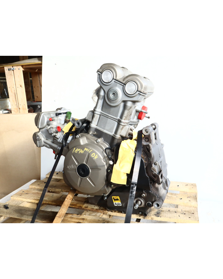 Aprilia Dorsoduro 750, motor
