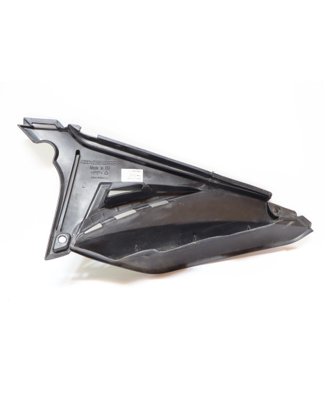 Sherco 50 SM, bakre sidokåpa höger