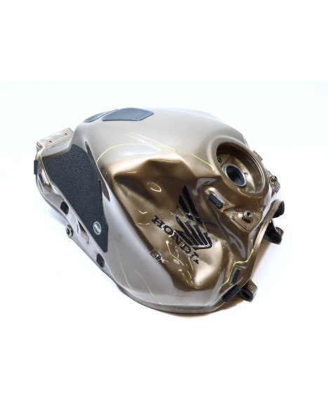 Honda CB650R, bränsletank