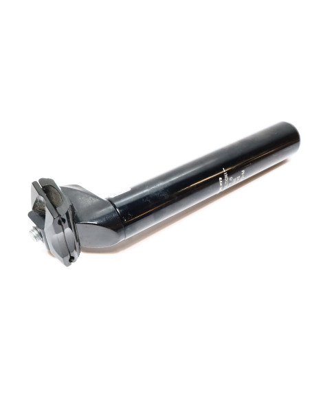 Cake Makka, sadelstolpe