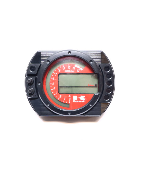 Kawasaki Z1000, hastighetsmätare