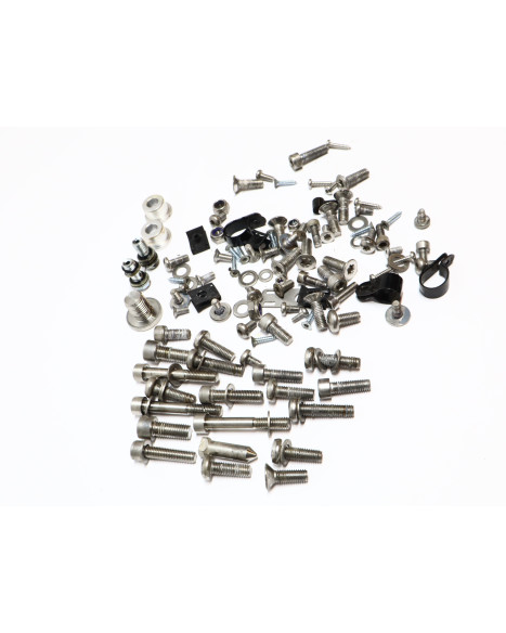 Cake Makka, skruvkit