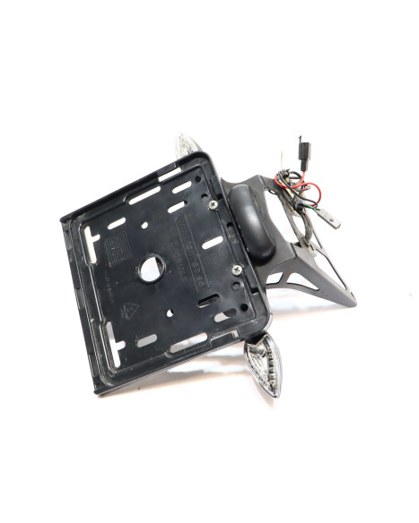 Kawasaki Z1000, registreringsskylthållare