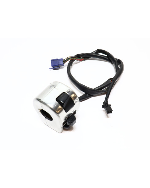 Kawasaki VN900, omkopplare vänster 2