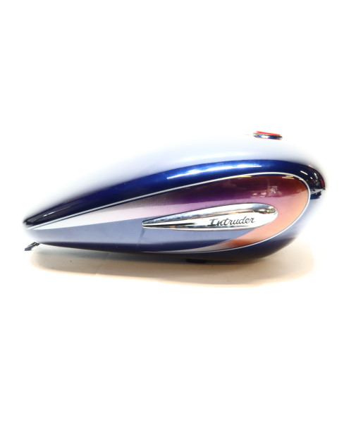 Suzuki VS 800 Intruder, bränsletank 2