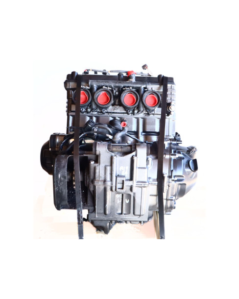 Kawasaki Z1000, motor 2