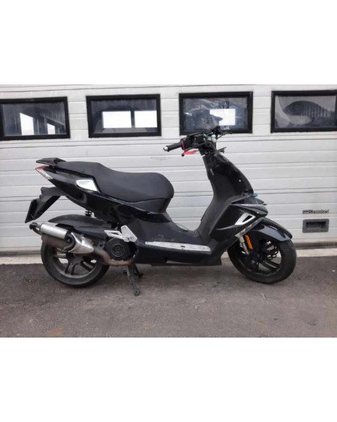 Peugeot Speedfight 4