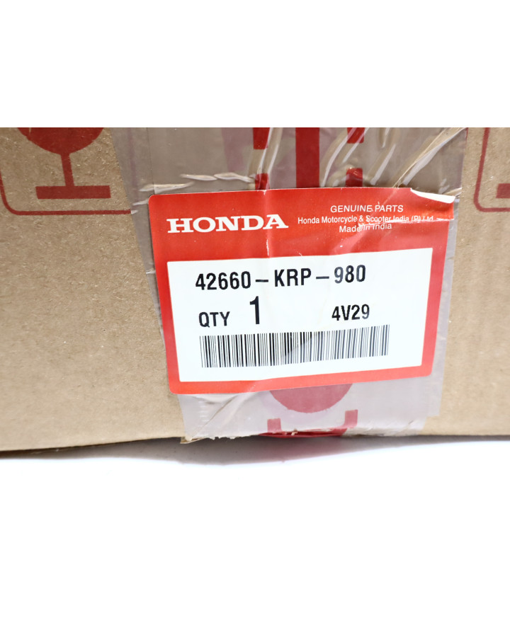 Honda Lead 100, fälgbana bak