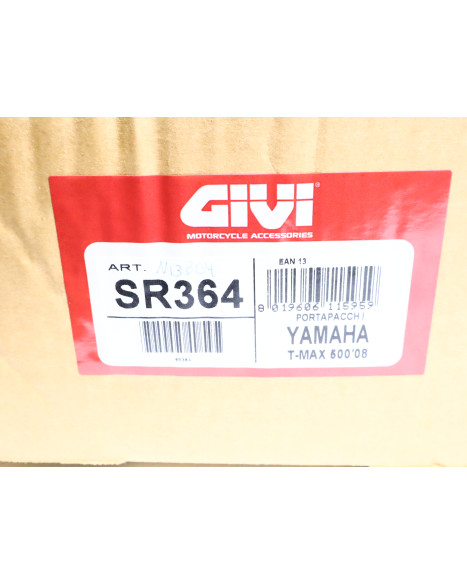 Yamaha T-Max 500, Givi toppboxhållare