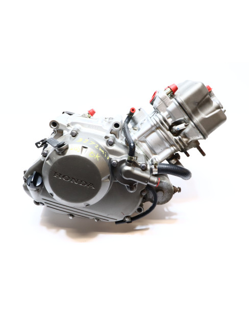 Honda CBR 125R, motor 2