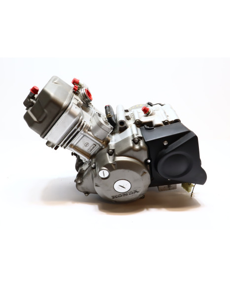 Honda CBR 125R, motor