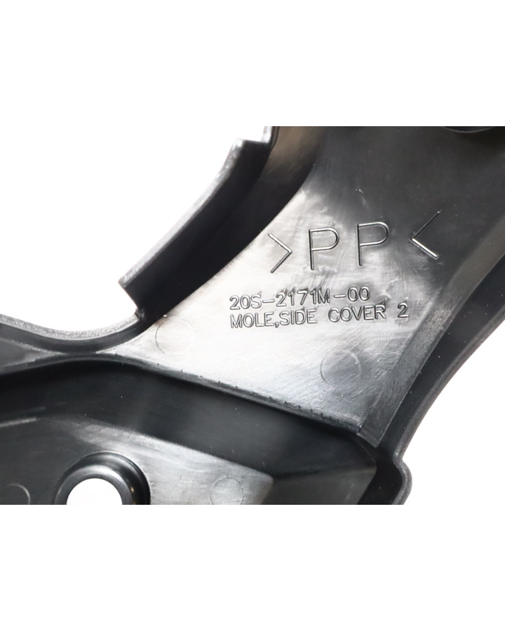 Yamaha XJ6, sidokåpa höger