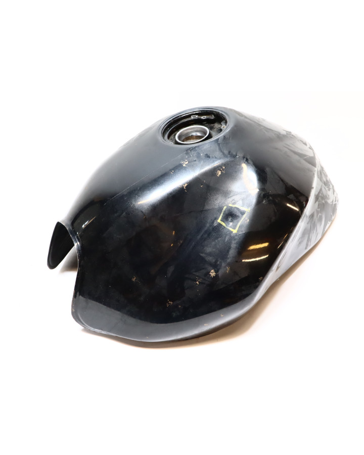 Kawasaki Z1000, bränsletank